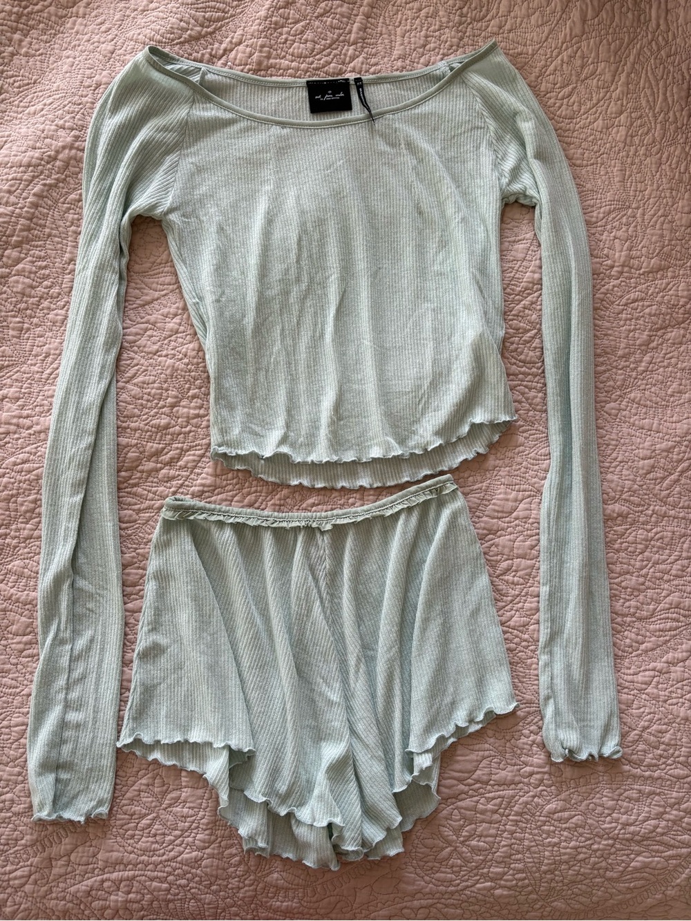 NWOT Urban OutfitterSoft Ribbed Long-Sleeve Top & Shorts Pajama Set — Light Mint